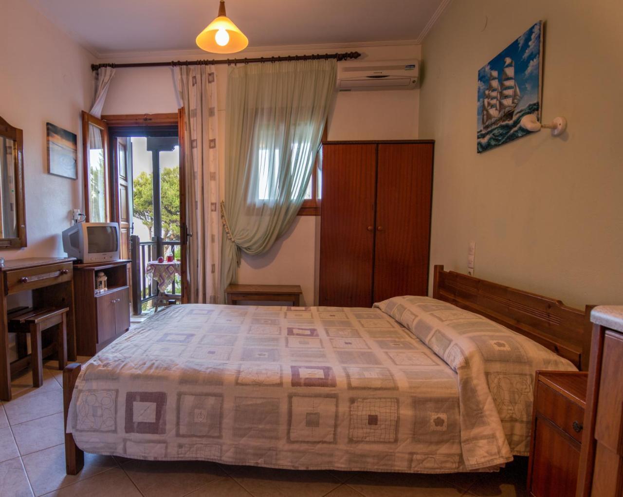 Studios Avra Agios Georgios  Exterior foto